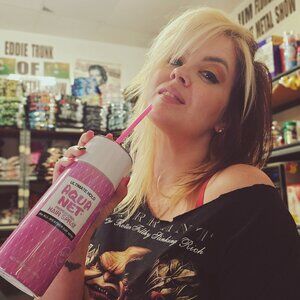 Meet your Posher, Amanda